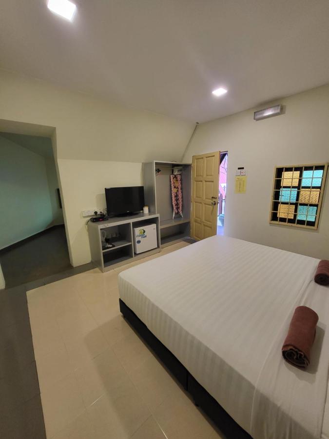 Sandy Beach Resort By Casa Loma Pantai Cenang  Exterior photo